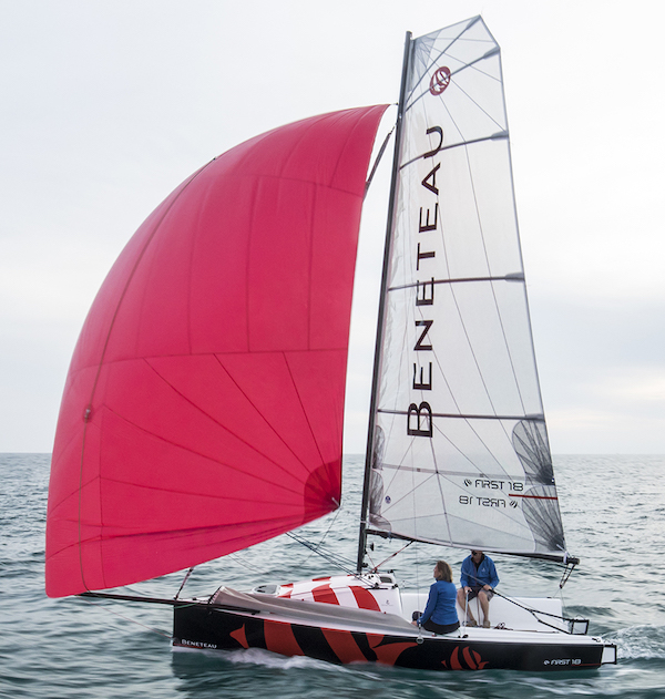 FIRST 18 SE (BENETEAU) - Photo