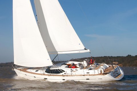OYSTER 575 - Photo
