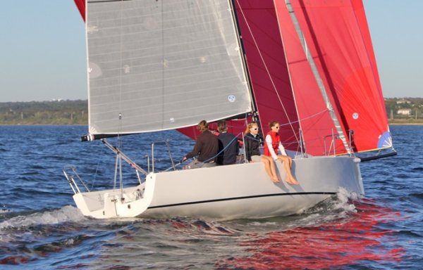 J/88 - Photo
