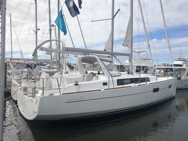 OCEANIS 38 (BENETEAU) - Photo