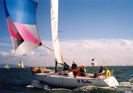 EXPRESS 27 - Photo