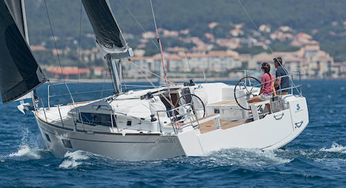 OCEANIS 38.1 (BENETEAU) - Photo