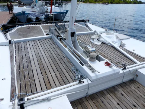 Tiki 38 deck and trampoline