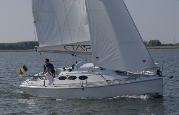 ETAP 26s - Photo